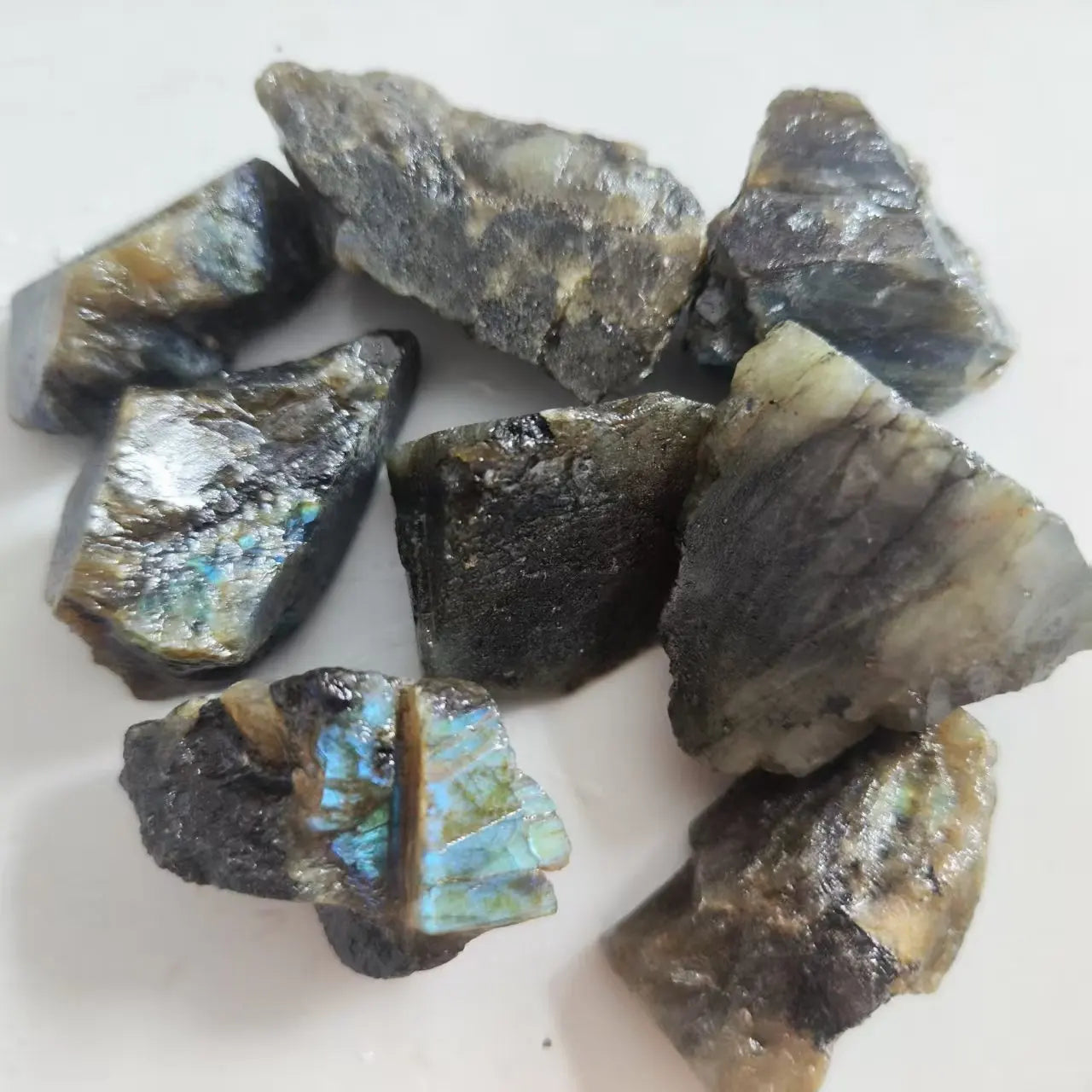 Natural Raw Labradorite Stone Reiki Healing Rough Crystal Raw Stone Mineral Specimens Ornament Home Decoration Stone