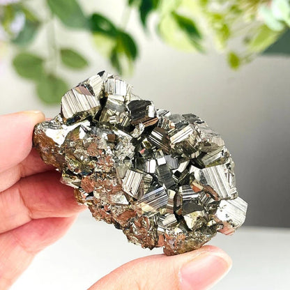 10-200g 1 Pcs AAAA+ Grade Natural Pyrite Rough Stone, Irregular Chalcopyrite Ore Rock Mineral Sample Raw Material Mineral deco
